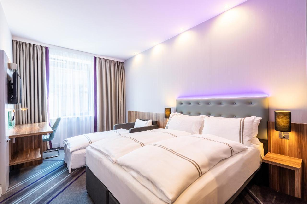 Premier Inn Frankfurt City Centre Frankfurt am Main Ngoại thất bức ảnh