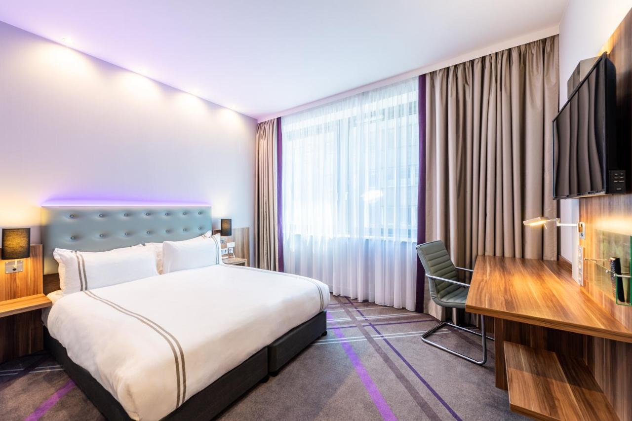 Premier Inn Frankfurt City Centre Frankfurt am Main Ngoại thất bức ảnh