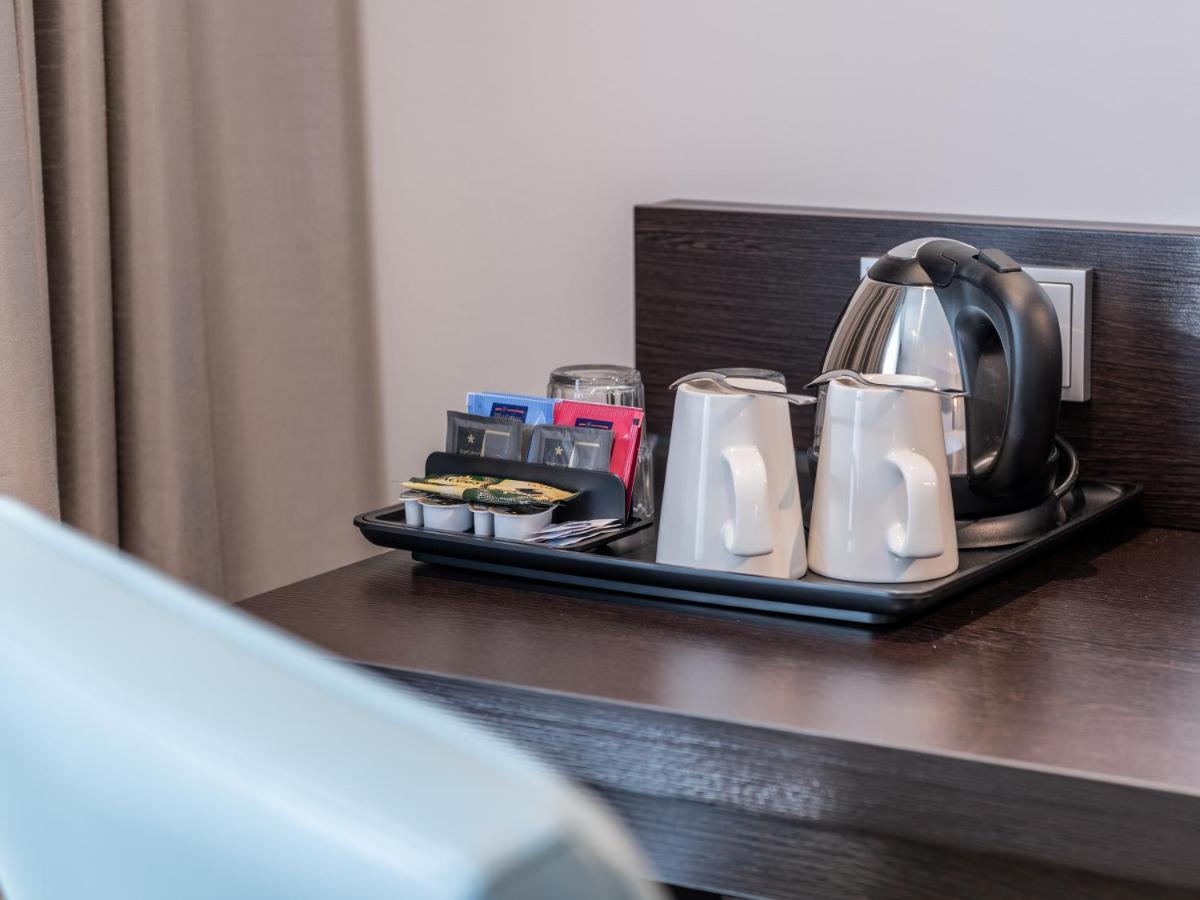Premier Inn Frankfurt City Centre Frankfurt am Main Ngoại thất bức ảnh
