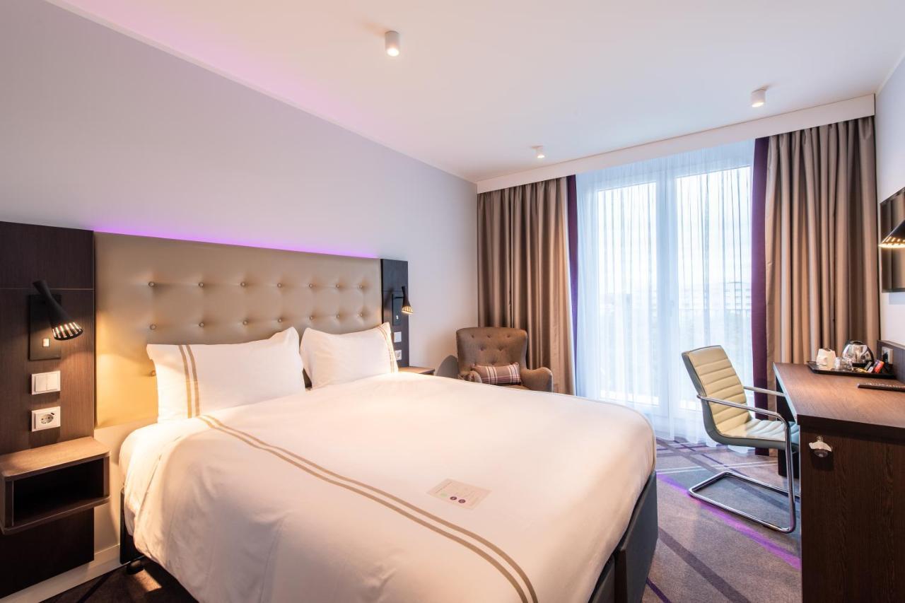Premier Inn Frankfurt City Centre Frankfurt am Main Ngoại thất bức ảnh